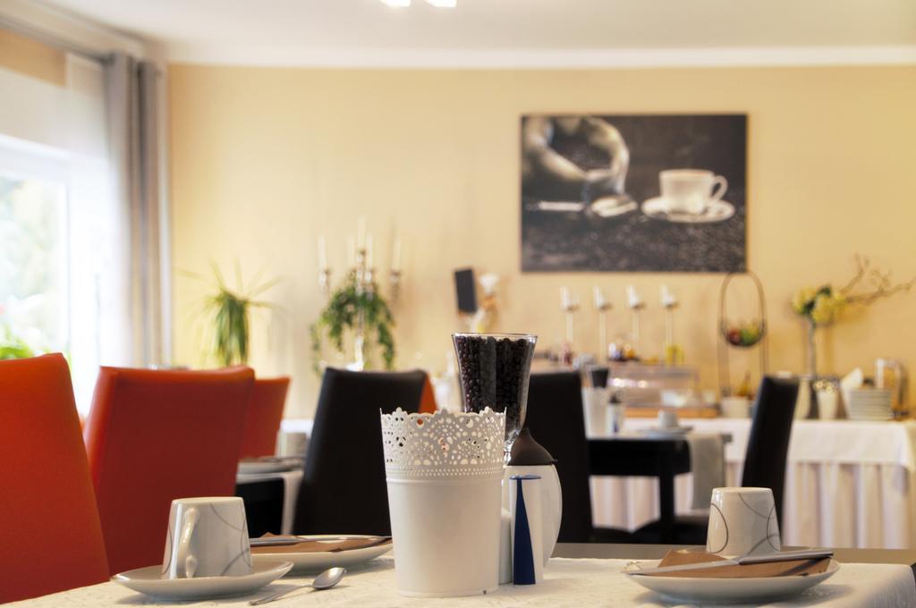 Park Ambiente Friedberg Hotel Friedberg  Bagian luar foto